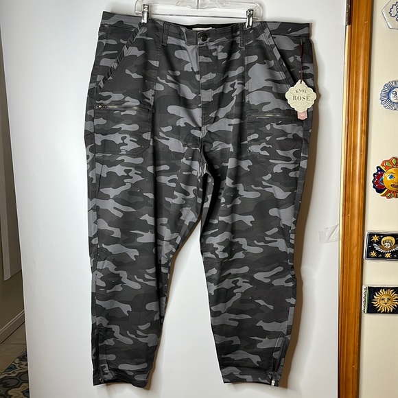 NWT Knox Rose Womens Mid-Rise Utility Ankle Skinny Pants SIZE 30W PLUS SIZE - Picture 2 of 10